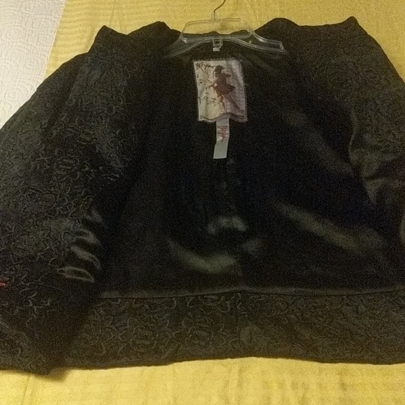 Biya jacket - Picture 3 of 5